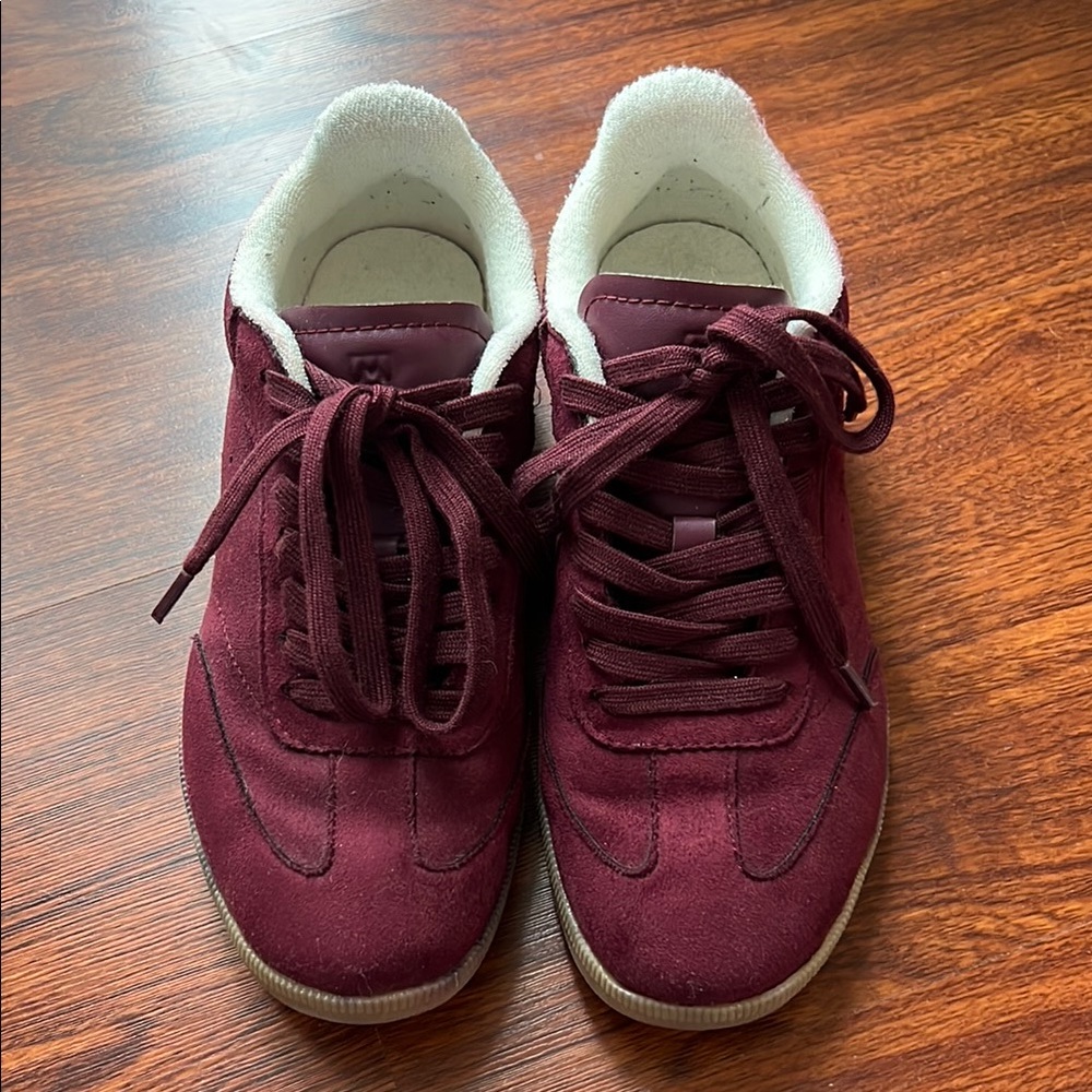 H&M Burgundy Sneakers